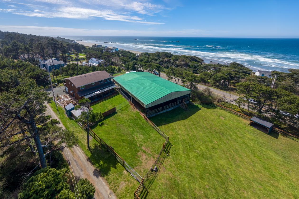 1.32 Acres with Panoramic Pacific Ocean Views - photo 6