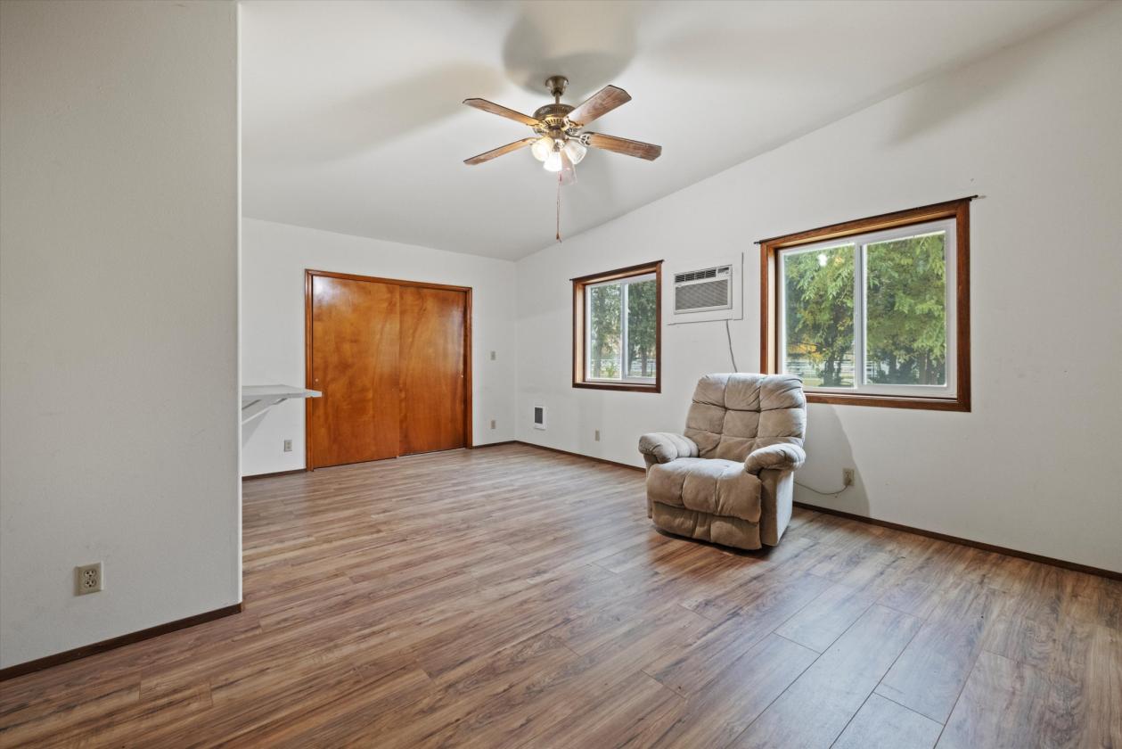 Horse acreage! Irrigated! In-laws quarters! - photo 13