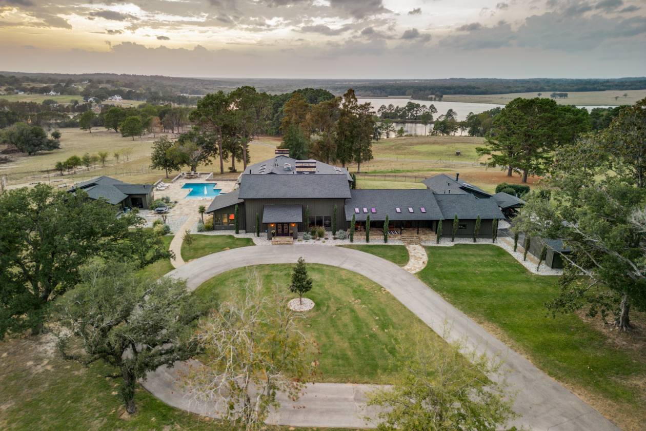 White Bison Ranch - 191 Ac - 1 Hr from Dallas - photo 3
