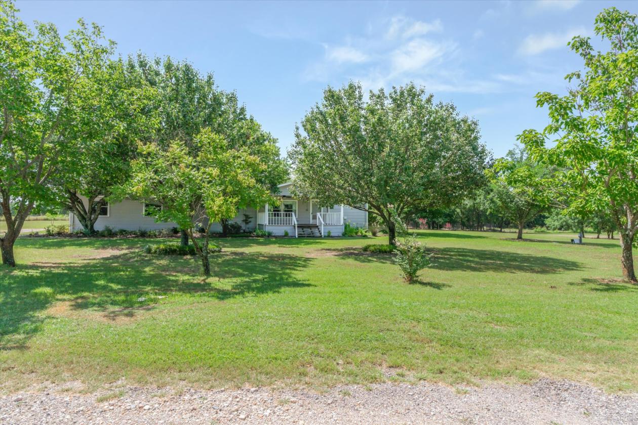 Rare 22.85-Acre Ranch in Rockwall County - photo 14