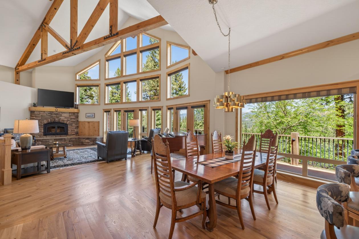 Luxury 25-acre Horse Property - photo 3