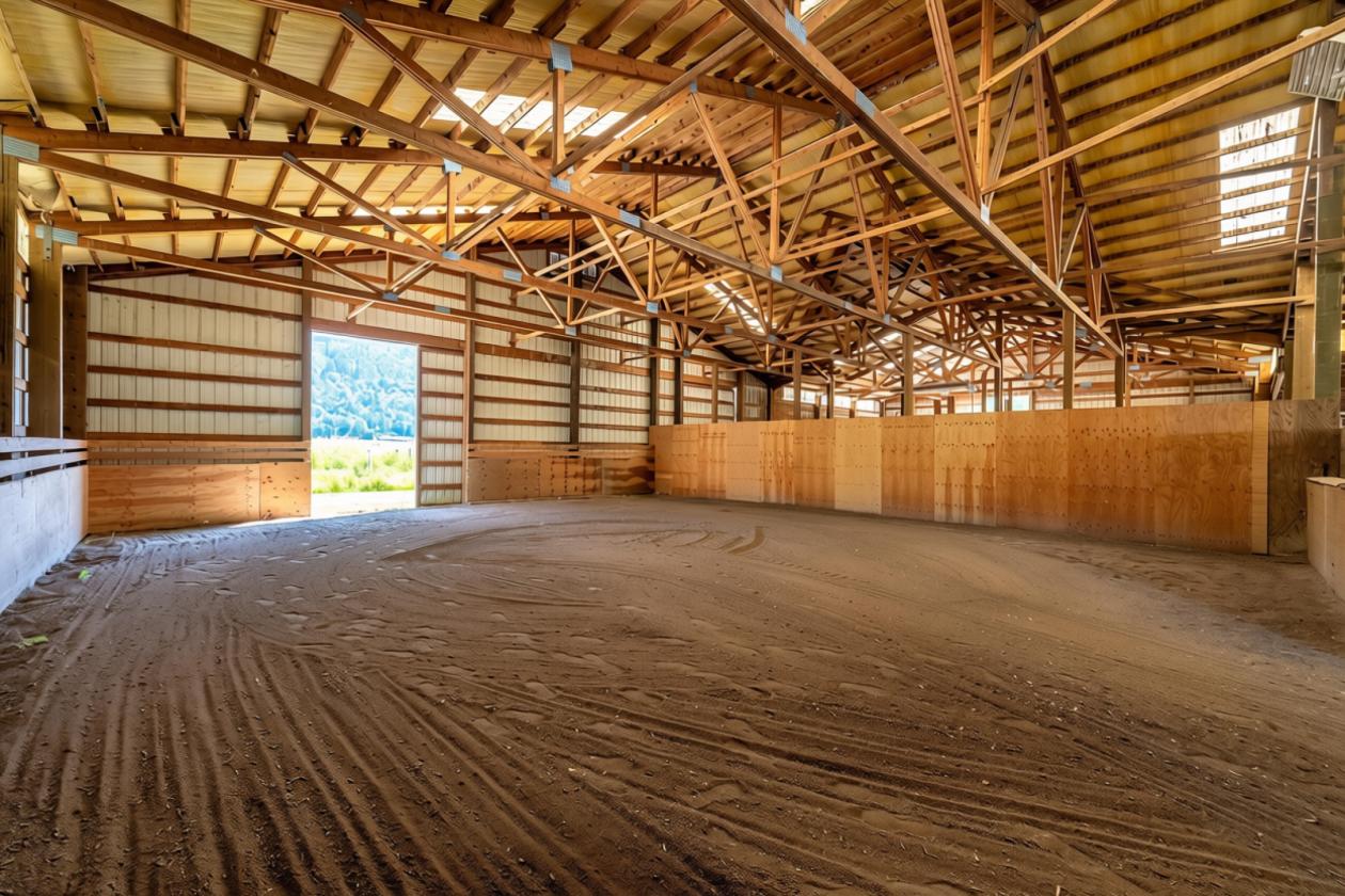 Blue Gate Farm - Equestrian Facility on 35 Acres - photo 16