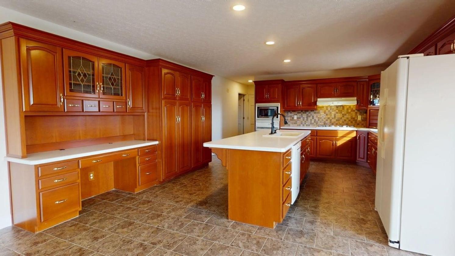 Spacious Home with new Horse Barn - photo 20