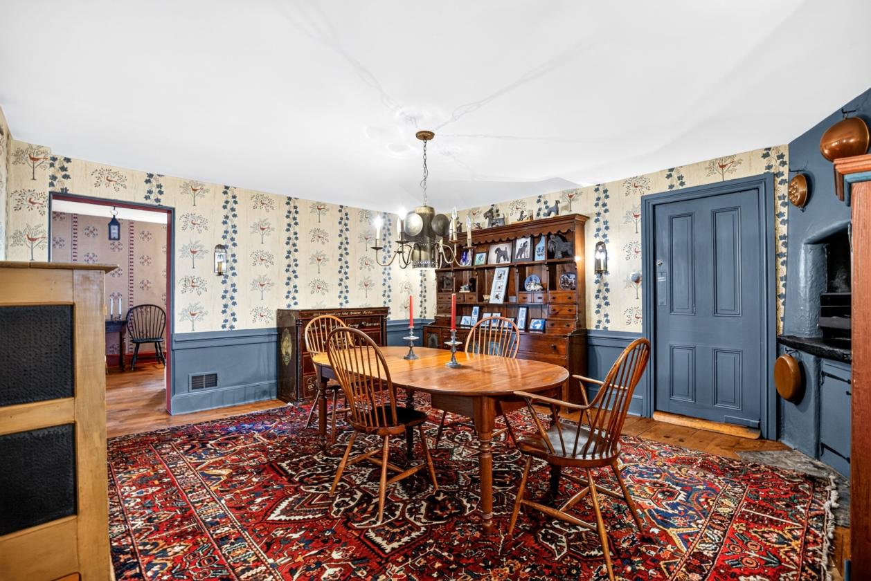 Rare Slice of Americana on 33 Acres - photo 11