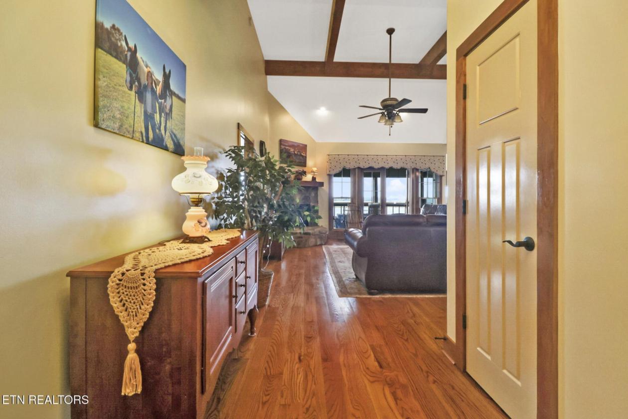 Lakefront Equestrian Estate - photo 4