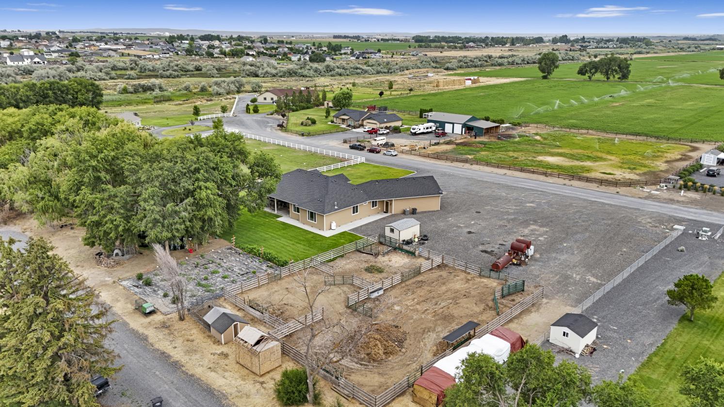 Modern Craftsman on 2.49± Irrigated Acres - photo 30