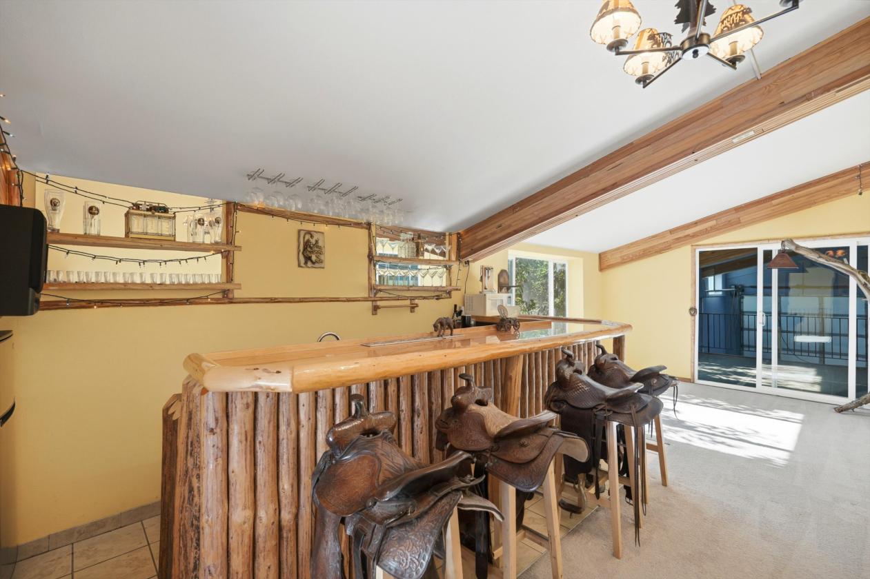 Dividable! Home, Shop & Barn w/Indoor Arena! - photo 19