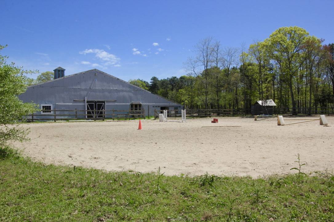 Equestrian Property on Cape Cod Falmouth, Barnstable County, Massachusetts Horse farm
