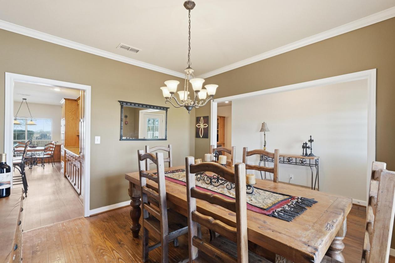 Lovely home with Pool on 9+/- AC Fully Pipe Fenced - photo 7