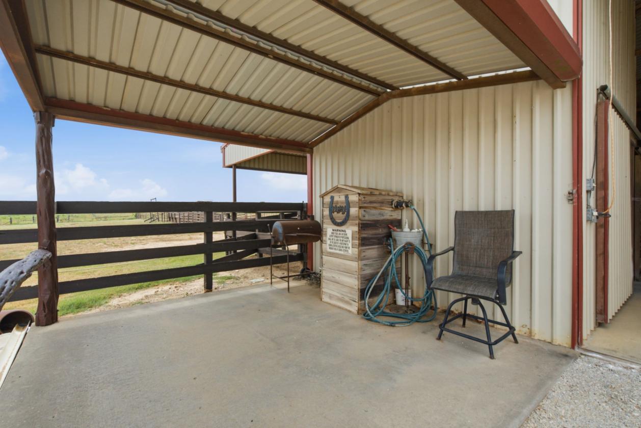 Beautiful Horse Property in Denton County - photo 23