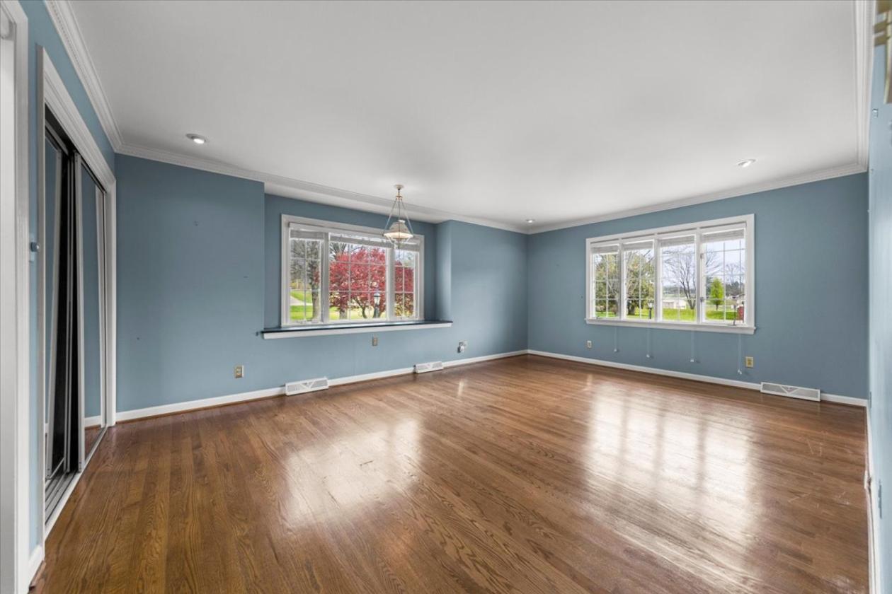 7-9 Level, Unrestricted acres, Single-Story Home - photo 25