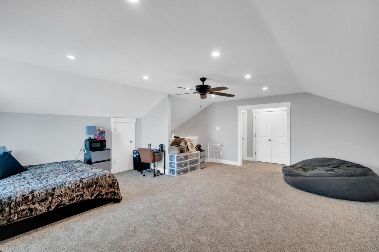 Turn Key Horse Property with Home and Pool - photo 13