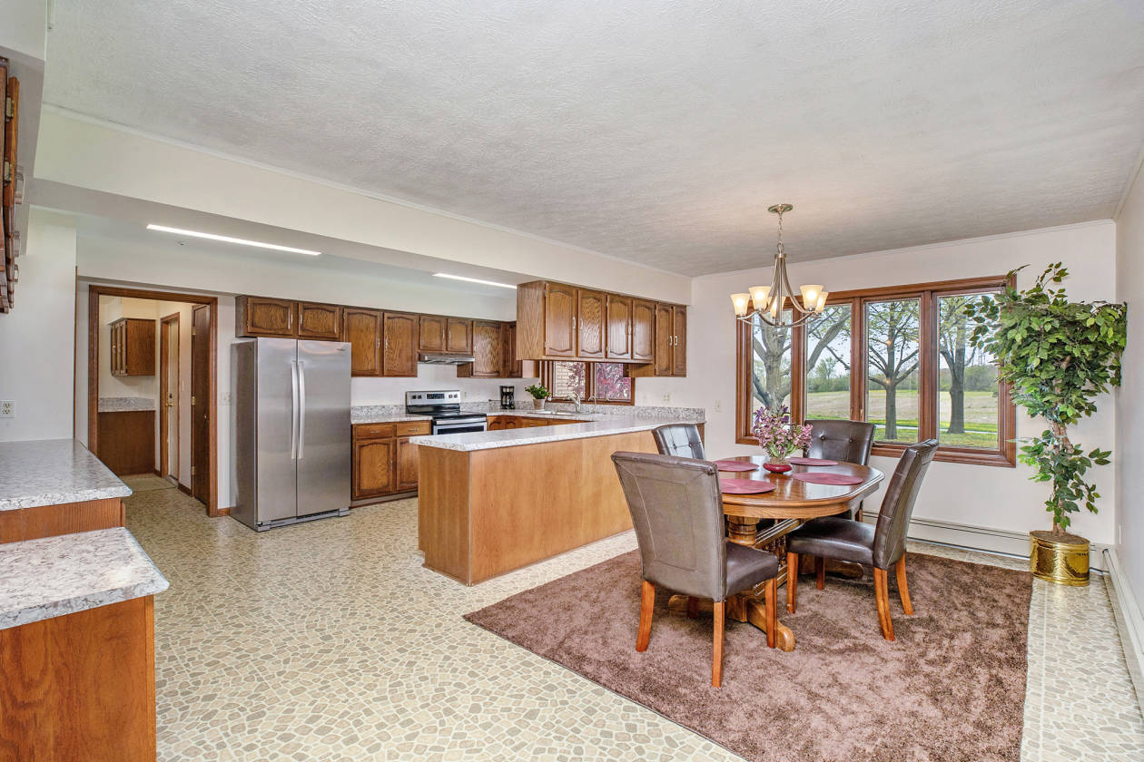 Horse farm for sale Plymouth, Washtenaw County, Michigan