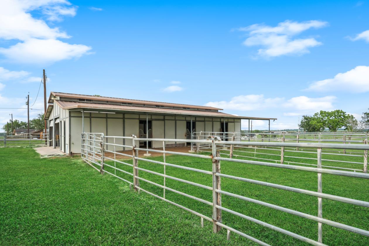 14.5+ Unrestricted Acre Equestrian Estate - photo 25
