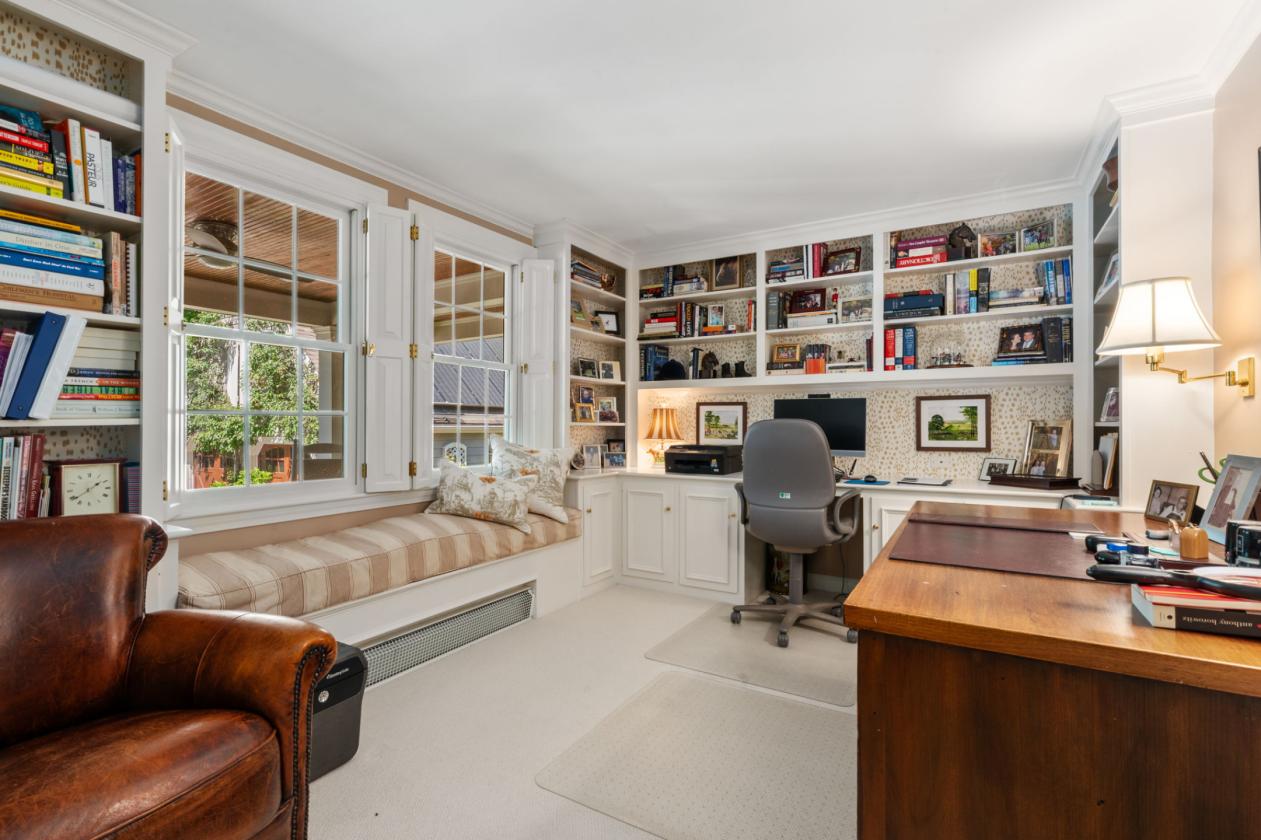 Meticulously Maintained 8 Ac Horse Farm on Trails - photo 18