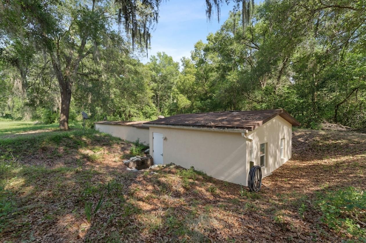 Equestrian Living on 10 Private Gated Acres - photo 23