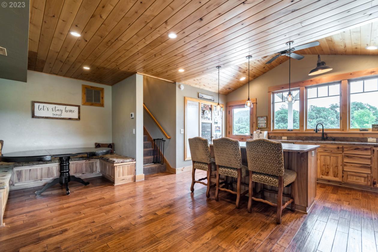 Luxury Equine and Cattle Ranch in Western Oregon - photo 23