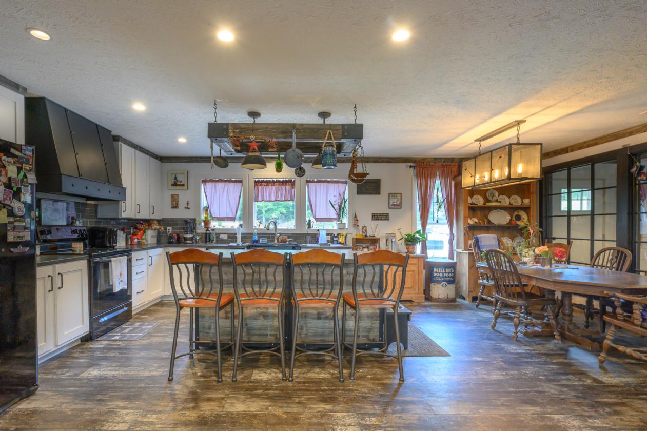 Creekside 17.7-acre horse and hobby-farm property - photo 5