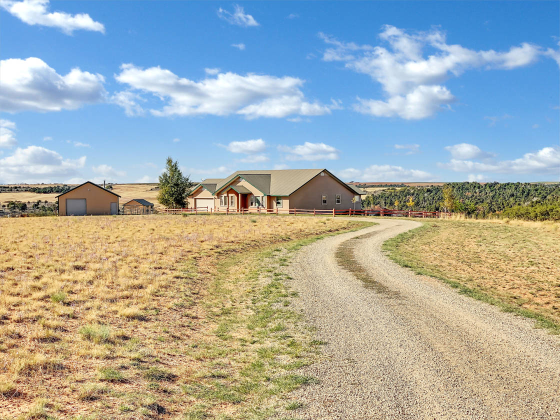 Colorado Horse property with custom home and views for