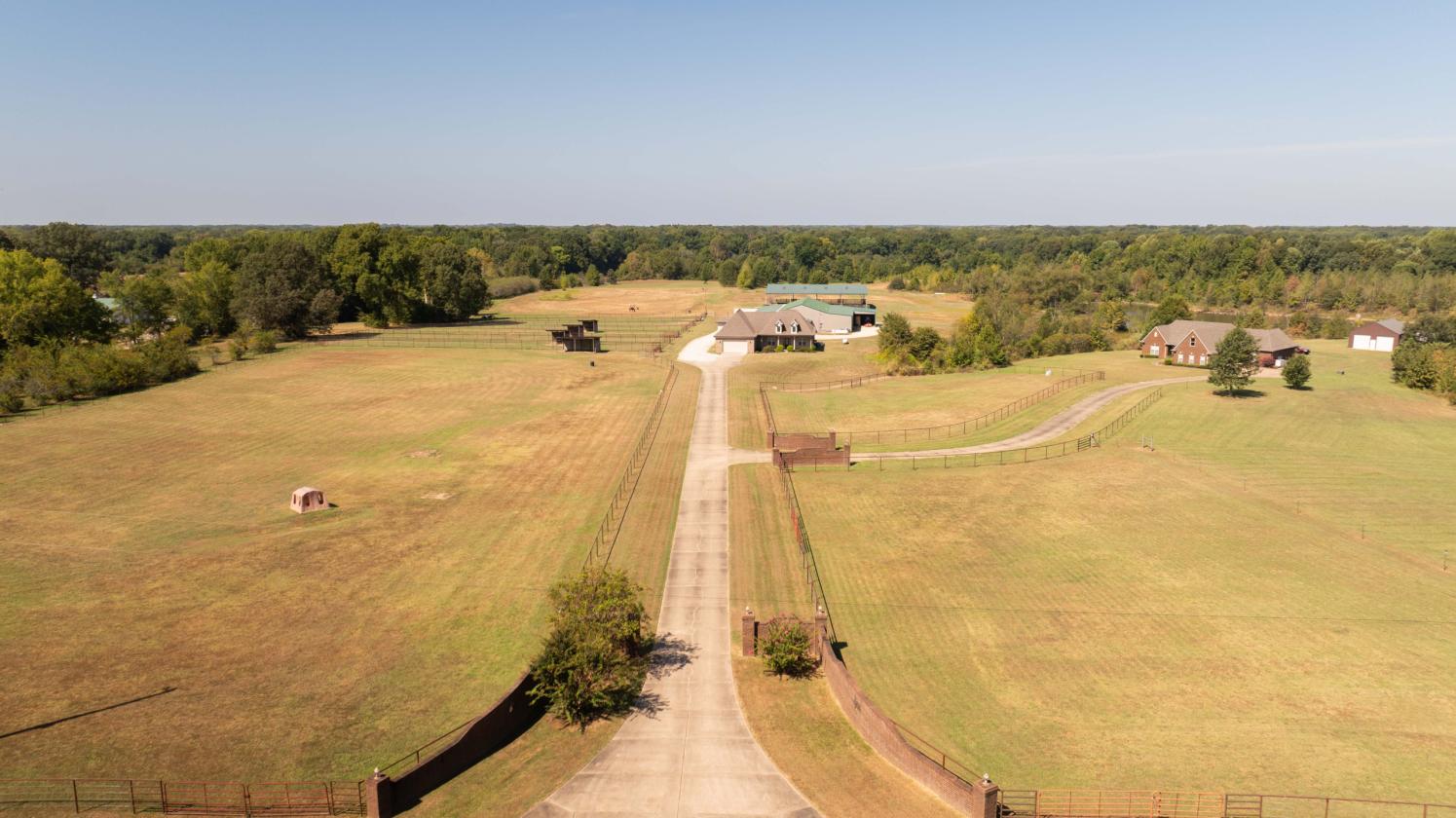 Triple E Ranch | 34.5 Acre Equestrian Estate - photo 1