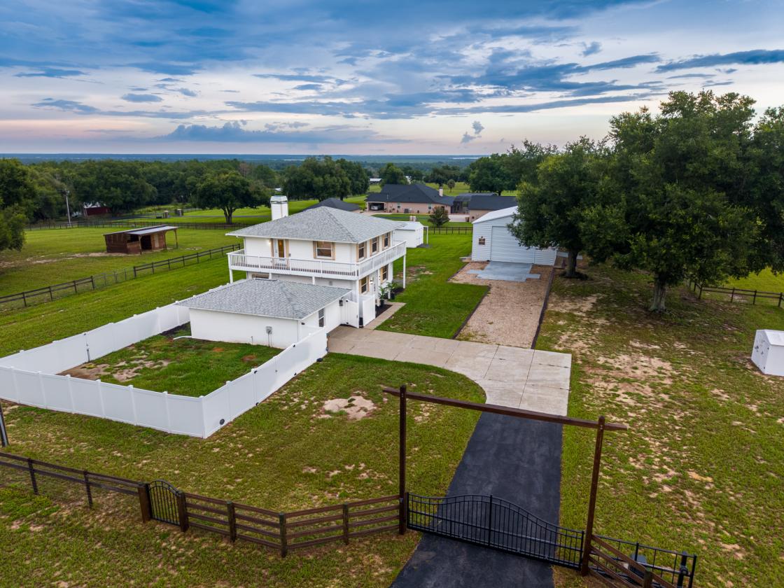 5-Acre Horse Property with Stable & Custom Garage - photo 10