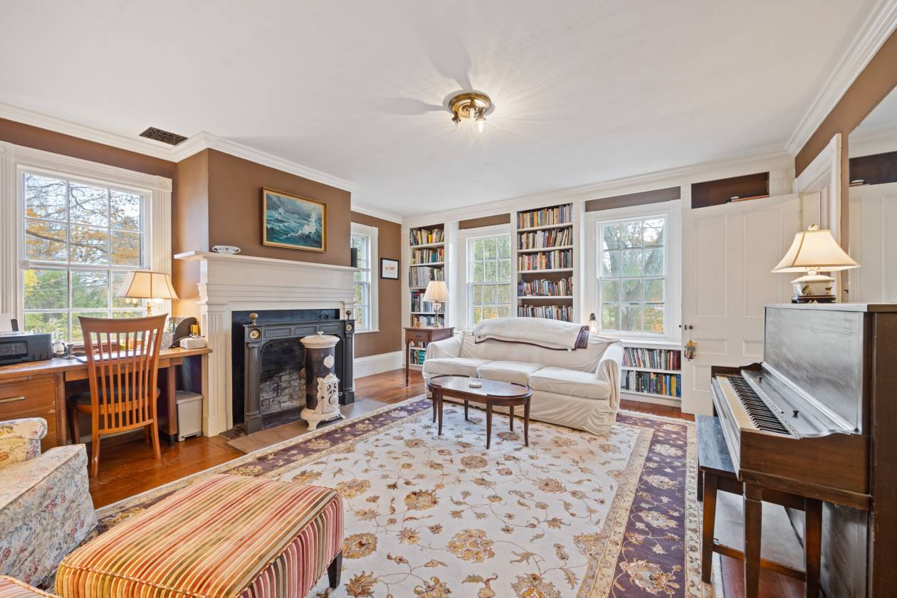 Ready-To-Use Equestrian Property - photo 17