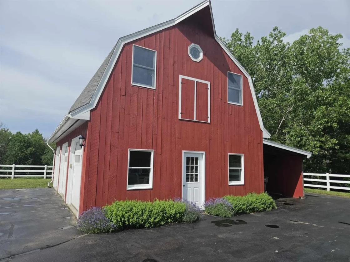 Turnkey Horse Property With Extra Amenities - photo 25