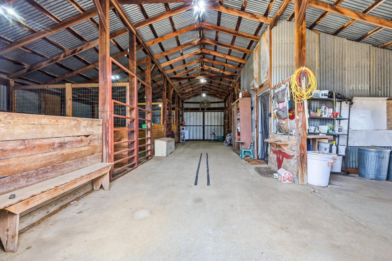 The Ultimate Training Facility on 8.8 Acres - photo 22