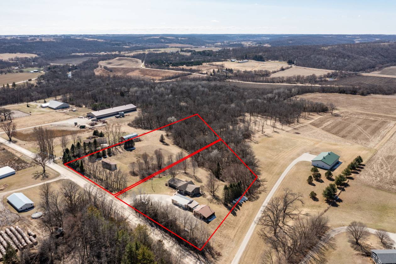 Horse Property for sale.