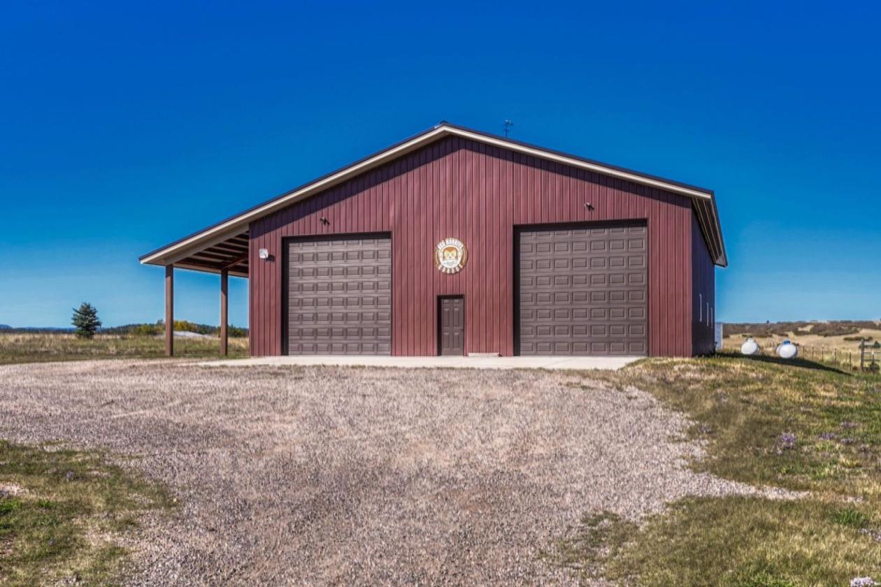 Timeless Equestrian Living Made for Entertaining - photo 10