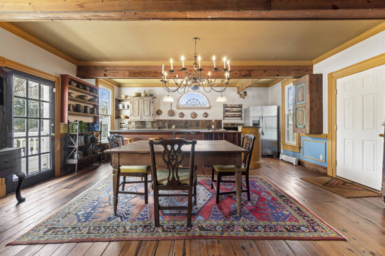 Pre-revoutionary home on a 10-acre horse farm! - photo 6