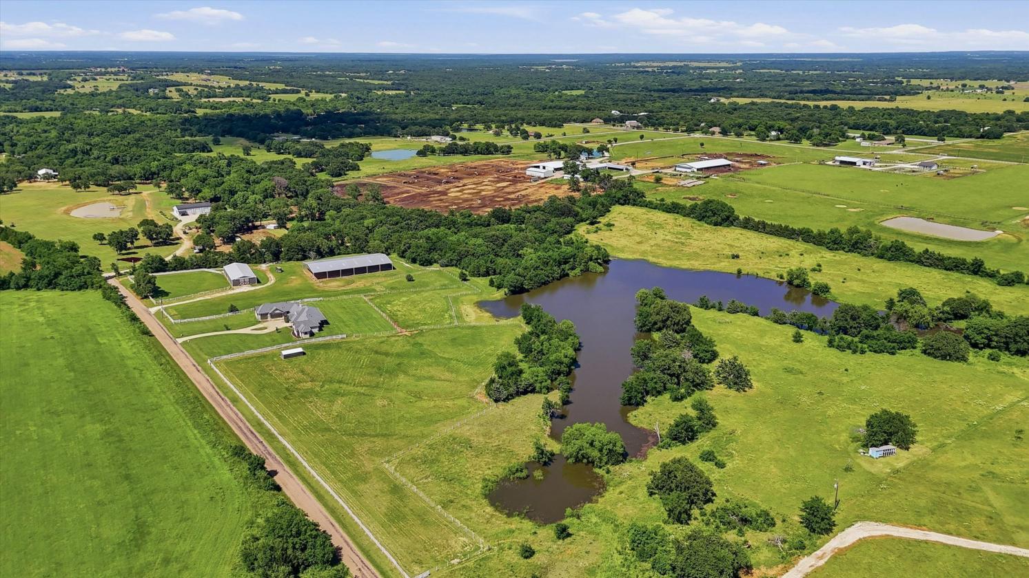 Breathtaking 20+ acre paradise for equestrians - photo 10