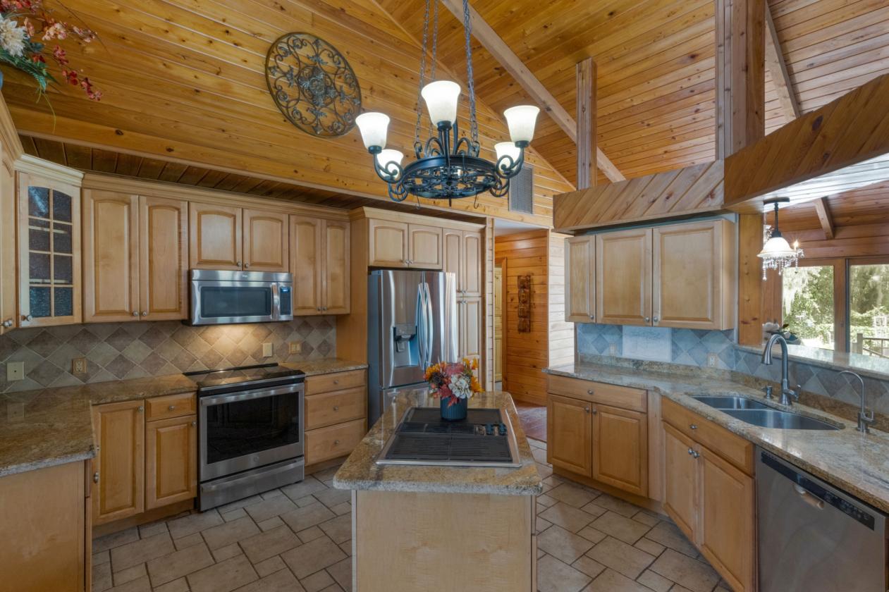 Luxury Farm on 5.96 Acres - photo 10