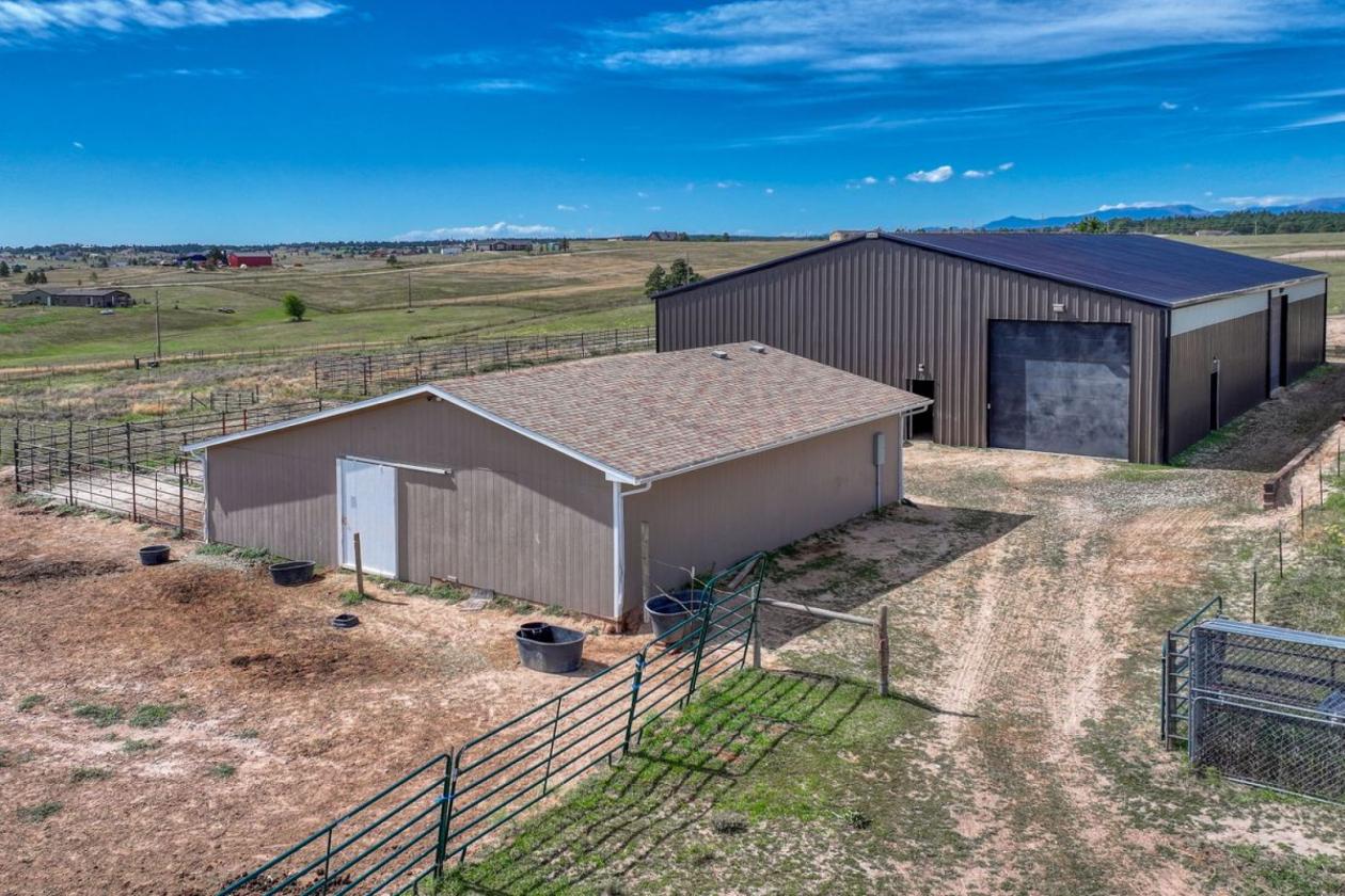 6ac Amazing Equestrian Property in Black Forest - photo 4