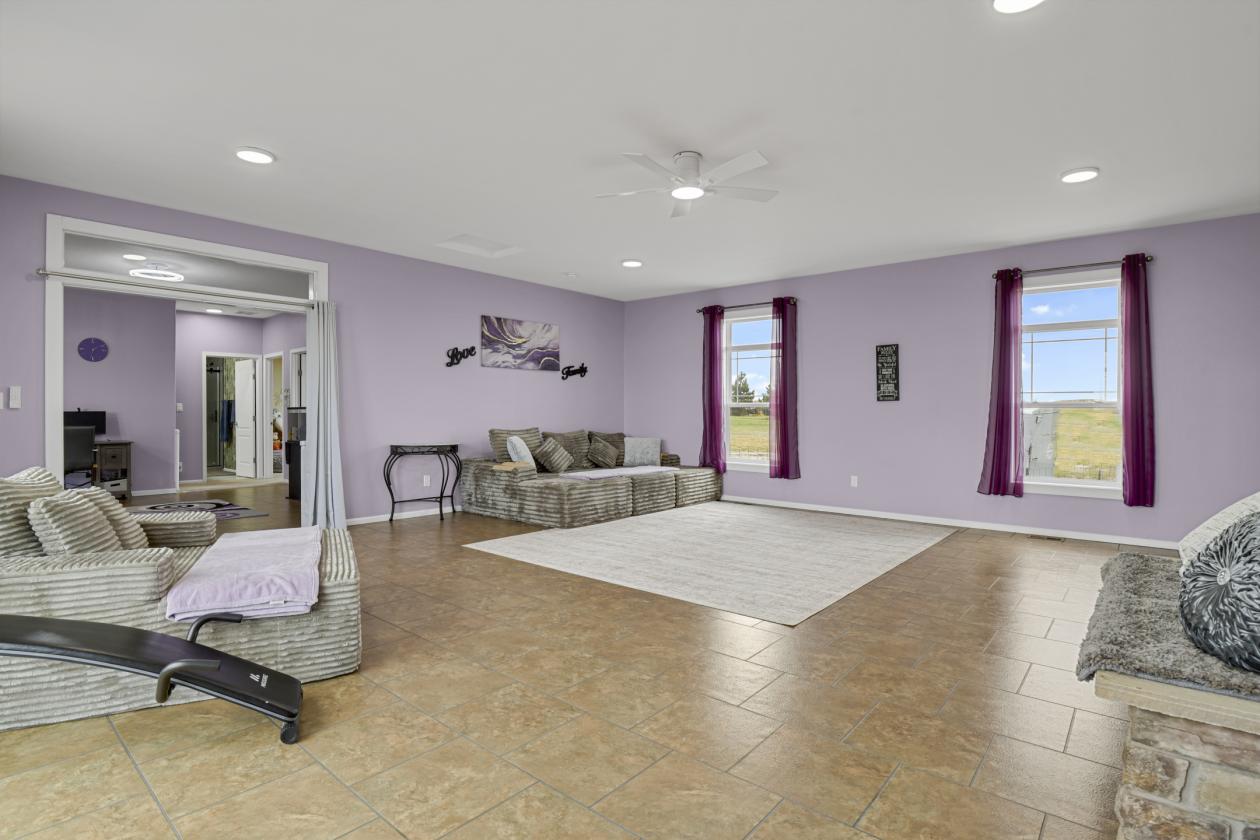 Equestrian Property for the Horse Enthusiast - photo 16