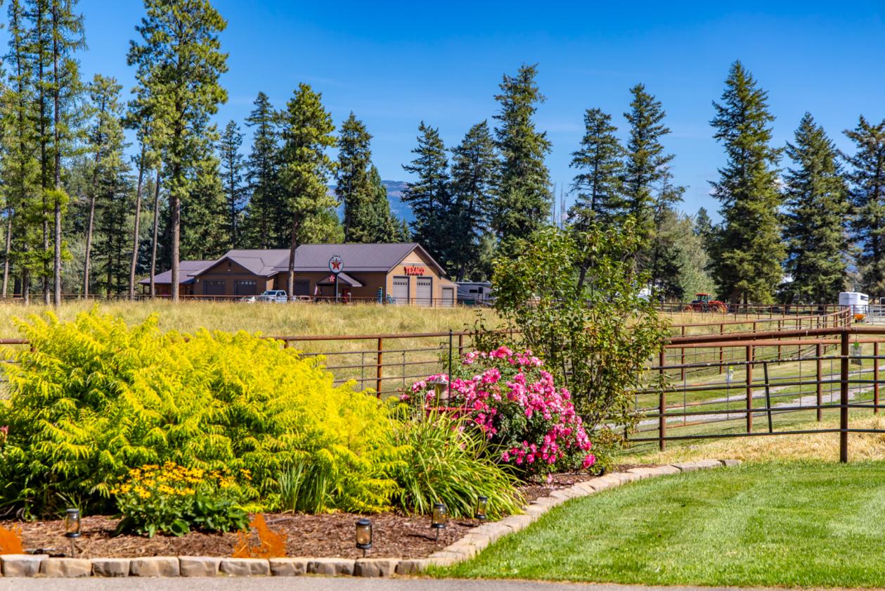 Where Montana grit meets refined country living - photo 11