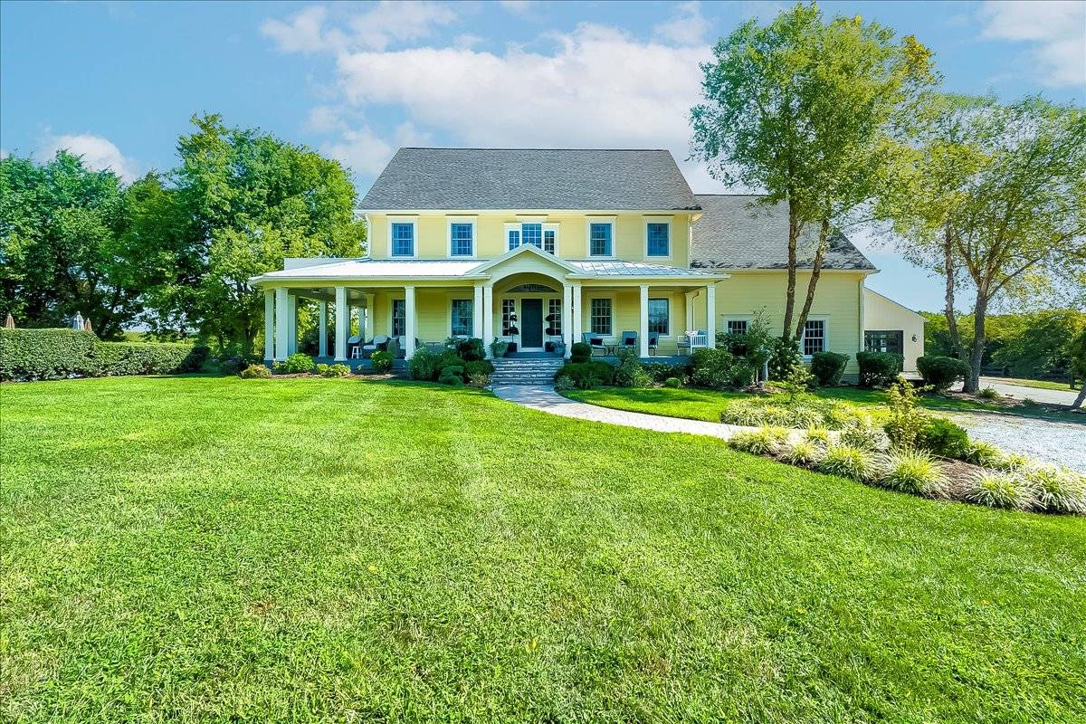 Storybook Charm Meets Modern Luxury on 20 Acres - photo 3