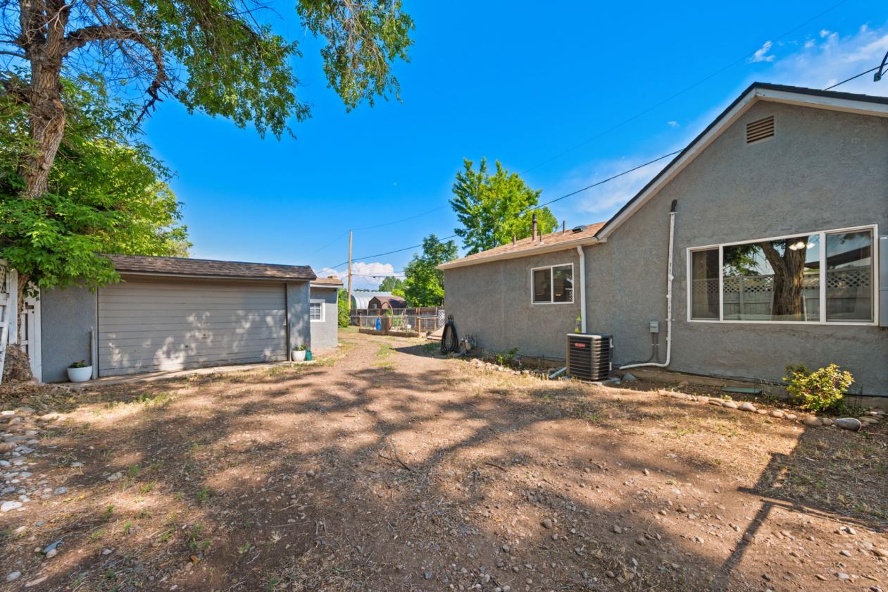 Urban Horse Property in Jefferson County - photo 12