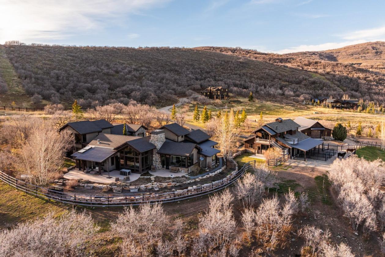 Extraordinary Equestrian Estate with Wasatch Mtn Views - photo 1