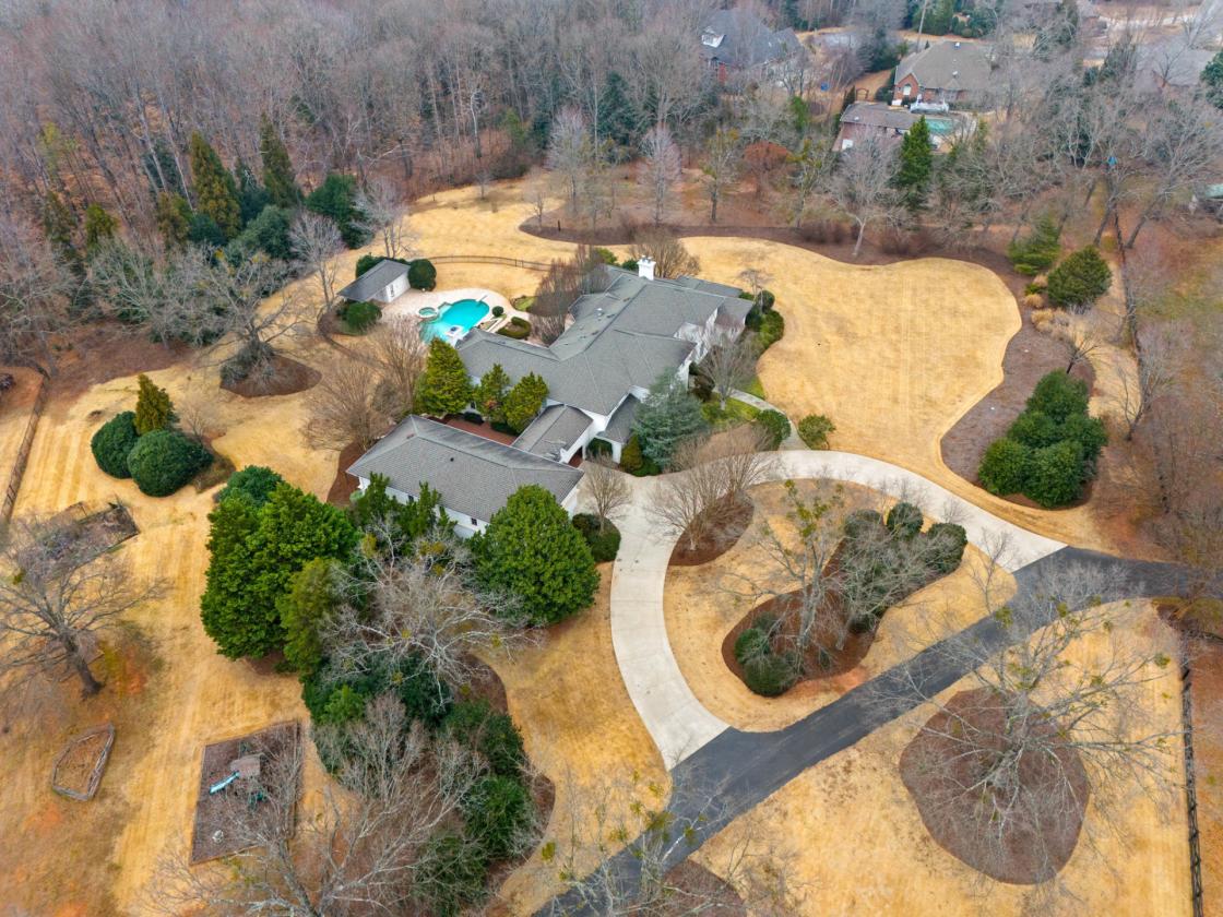 Exceptional Equestrian Estate - photo 3