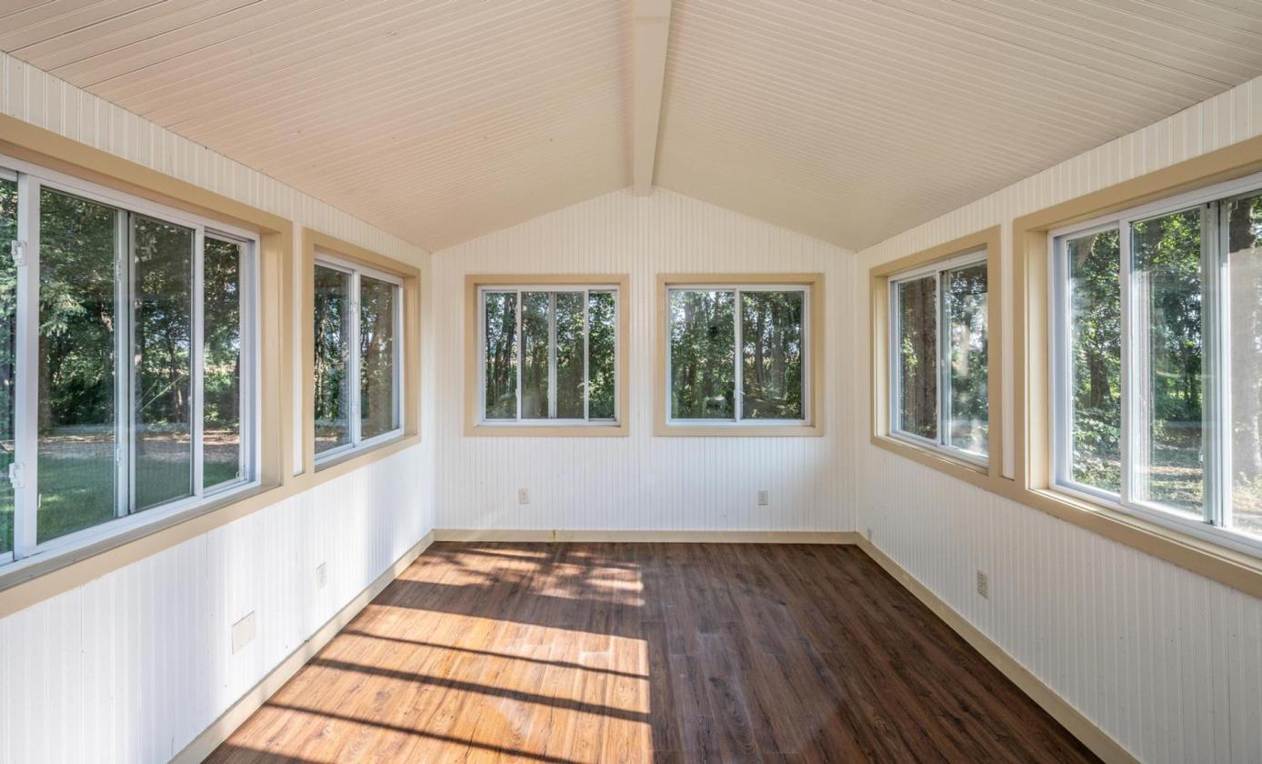 Updated Rambler on 6 acre small horse farm - photo 8