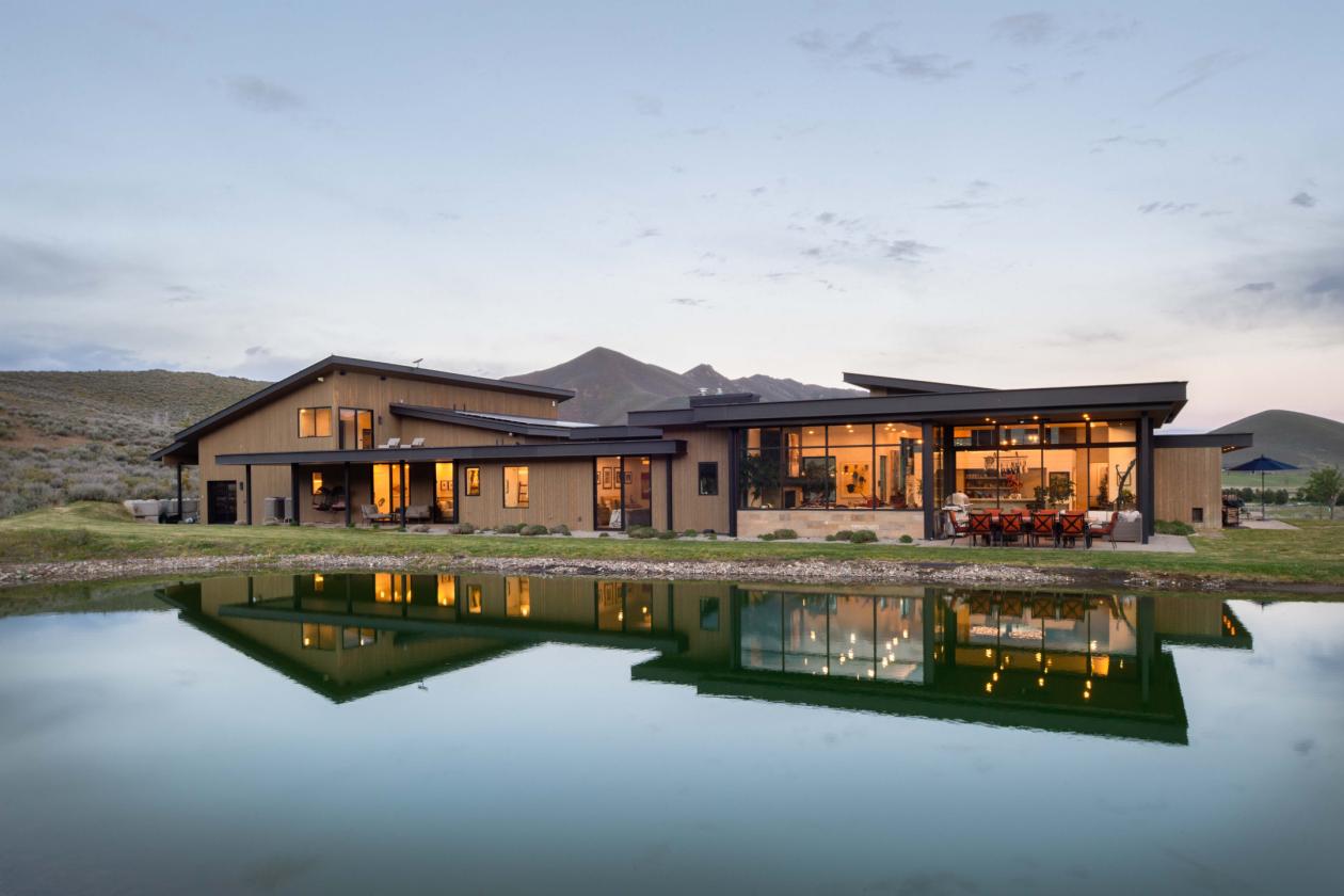 Luxury 65-Acre Equestrian Estate - photo 1