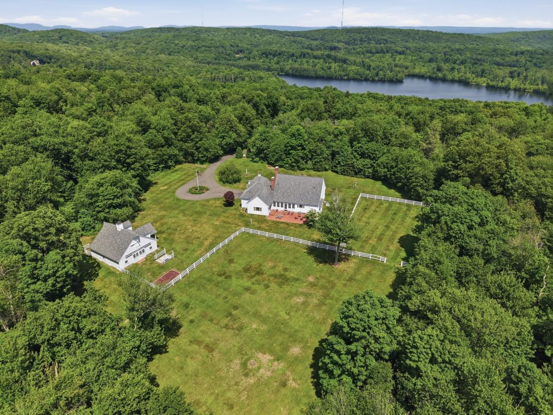 Luxury Horse Property With Trail Riding - photo 5
