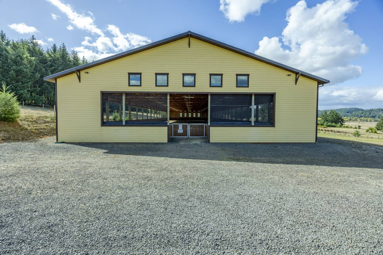 Eugene Ranch Tuscan-inspired equestrian estate | Eugene, Oregon | Horse Ranch ...