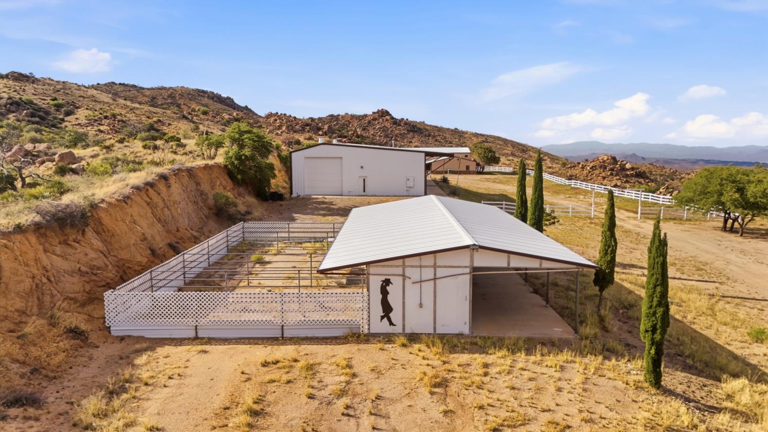 Winter Your Horses in AZ | 7 Acres + Trail Access - photo 4
