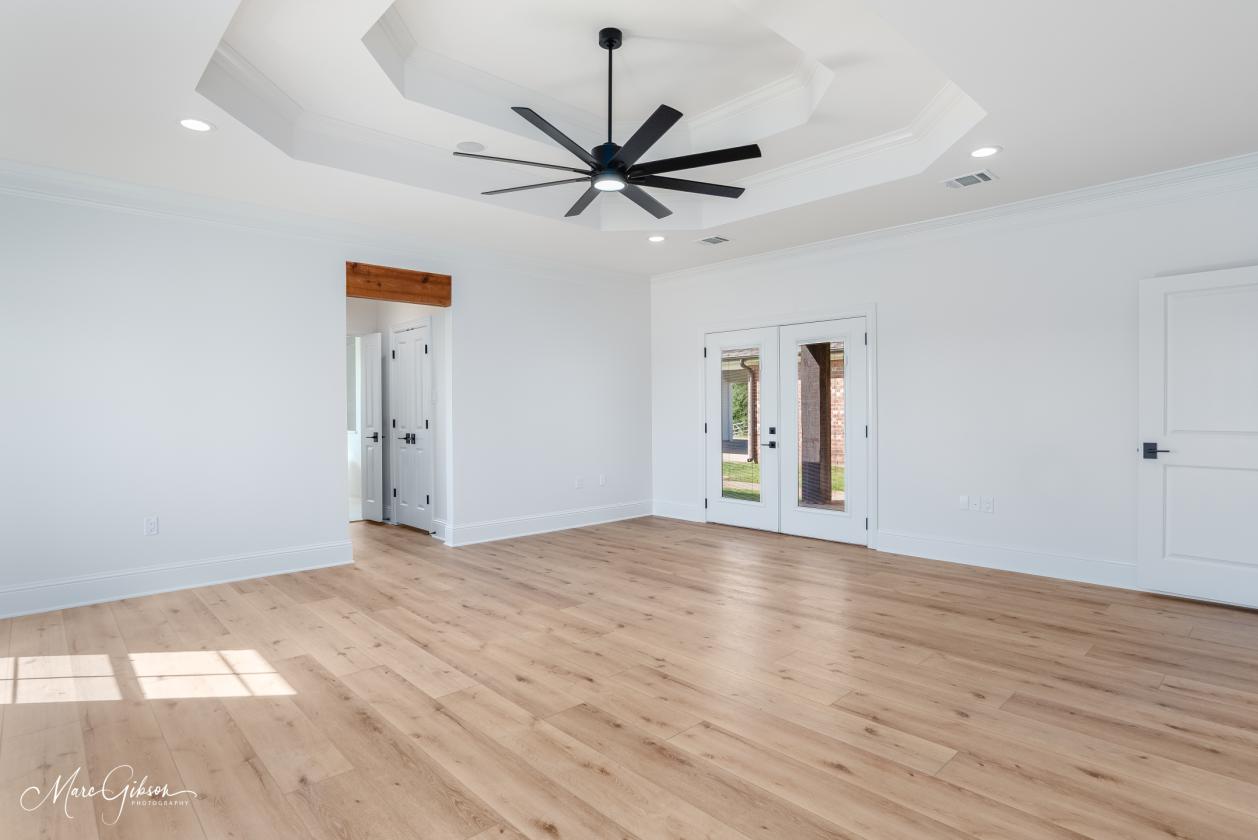 Fully Renovated Luxury Equestrian Estate - photo 11