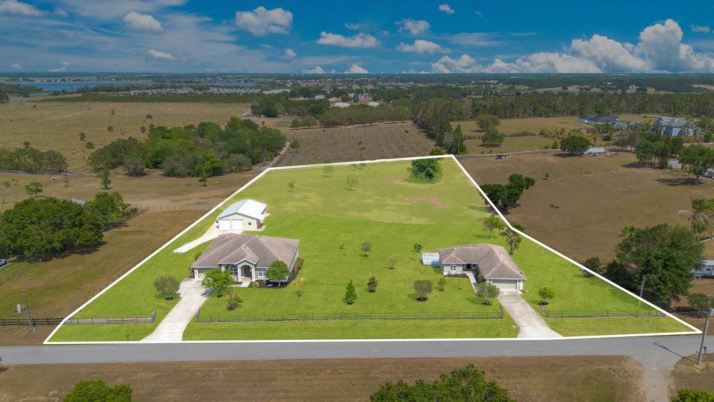 Horse Property for sale.