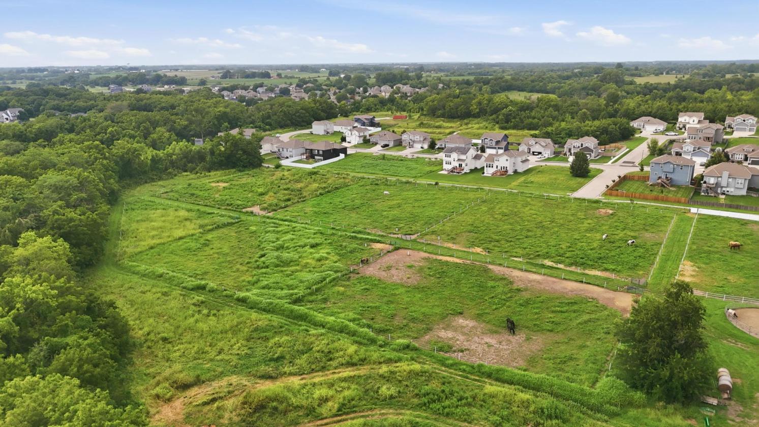 Premier Equestrian Estate on Nearly 20 Acres - photo 15