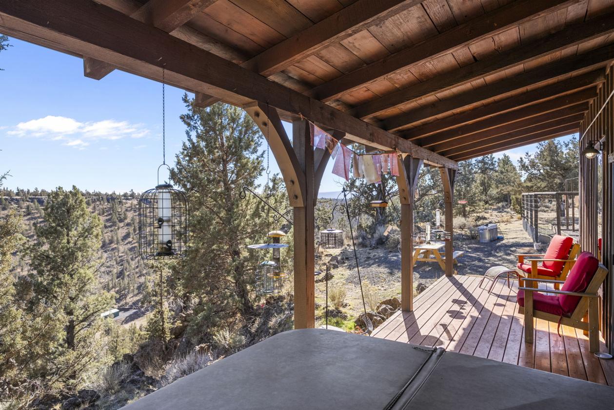 Custom Home, 20 acres, RV Shop, ADU - photo 19