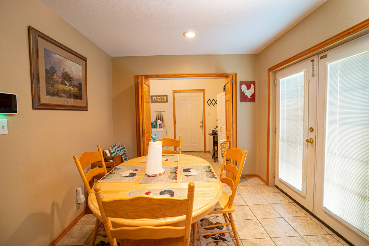 Prime Horse Property With Home And Commercial Appeal Oktaha, Muskogee